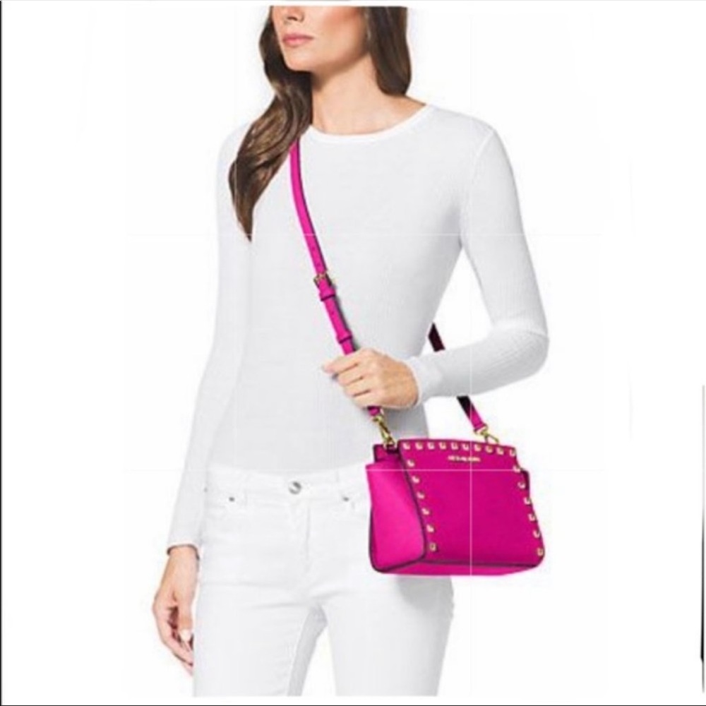 Michael Kors Selma Stud Med. Messenger